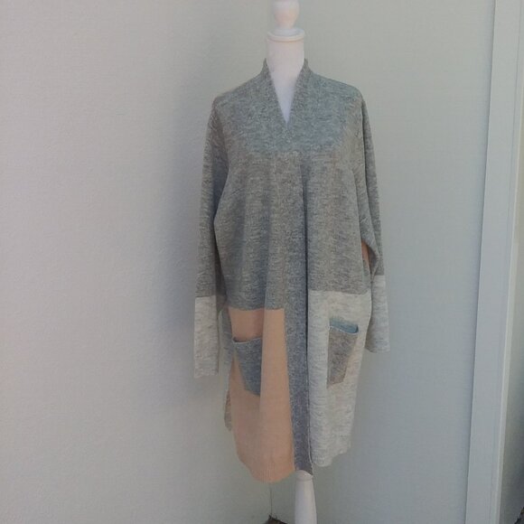 89th & Madison Cardigan Women's 2X Beige Gray Colorblock Soft Long Pockets Chic - Picture 1 of 5
